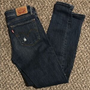 Levi's Dark Wash Skinny Jeans | size 26